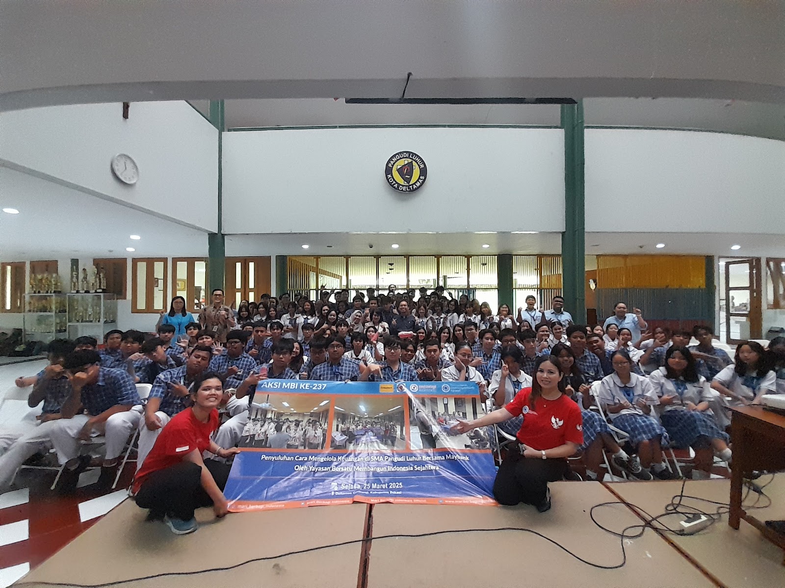 PENYULUHAN CARA MENGELOLA KEUANGAN DI SMA PANGUDI LUHUR BERSAMA MAY BANK OLEH  YAYASAN BERSATU MEMBANGUN INDONESIA SEJAHTERA