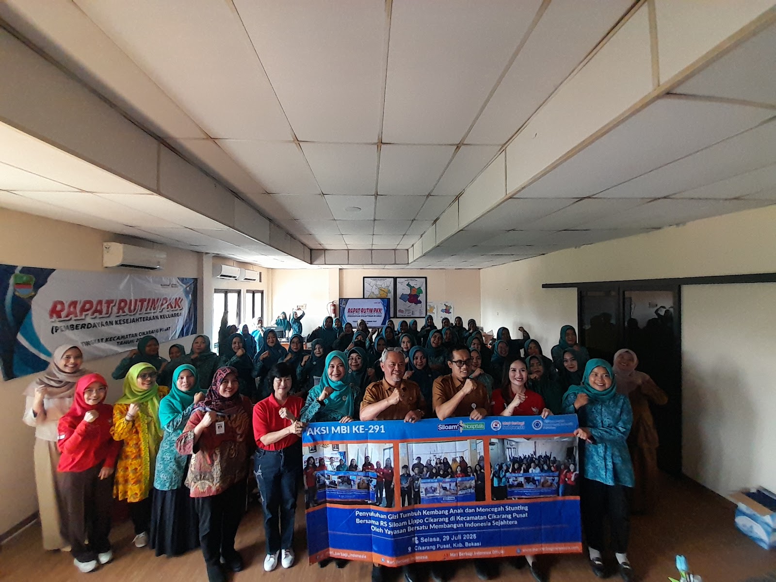 PENYULUHAN GIZI TUMBUH KEMBANG ANAK DAN MENCEGAH STUNTING BERSAMA RS SILOAM LIPPO CIKARANG  DI KECAMATAN CIKARANG PUSAT OLEH YAYASAN BERSATU MEMBANGUN INDONESIA SEJAHTERA