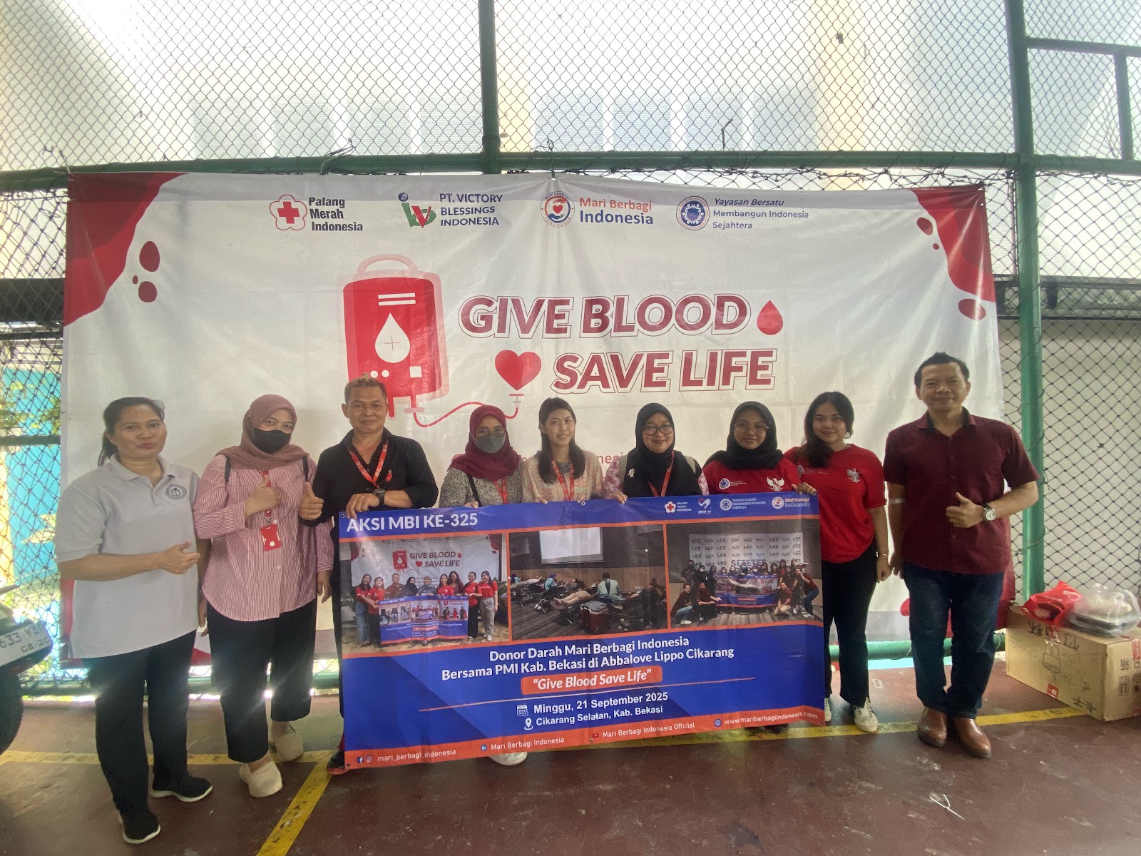 DONOR DARAH MARI BERBAGI INDONESIA BERSAMA PMI KAB. BEKASI DI ABBALOVE LIPPO CIKARANG  ANOLEH YAYASAN BERSATU MEMBANGUN INDONESIA SEJAHTERA