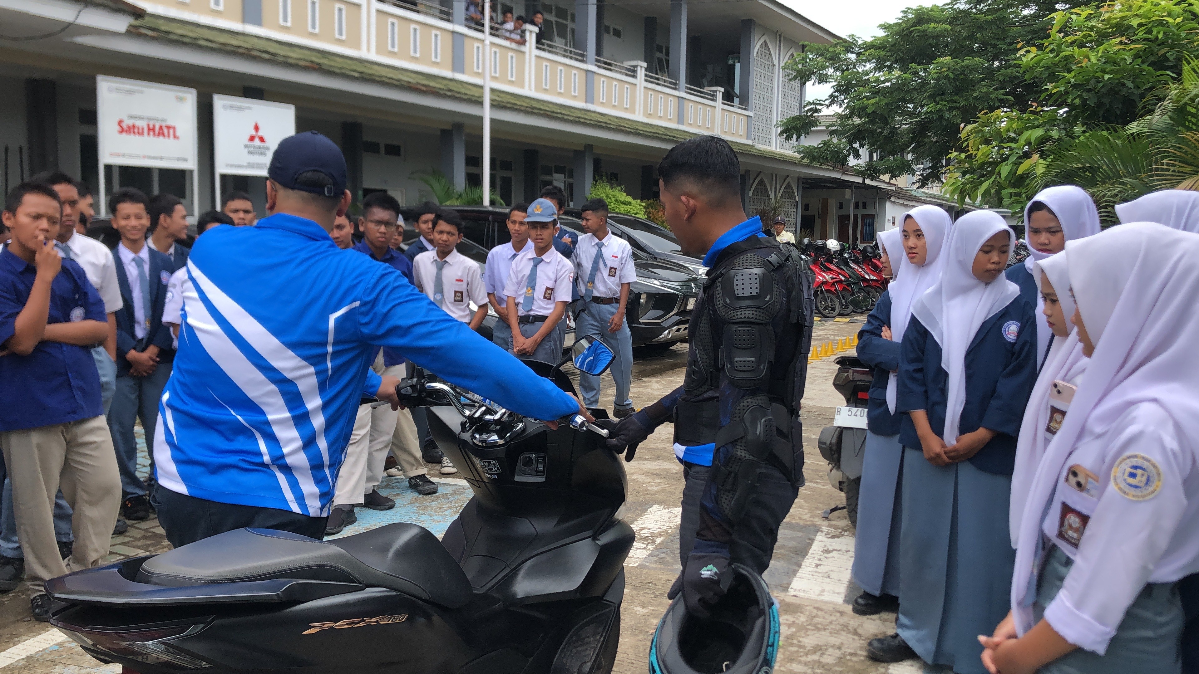 Edukasi Safety Riding